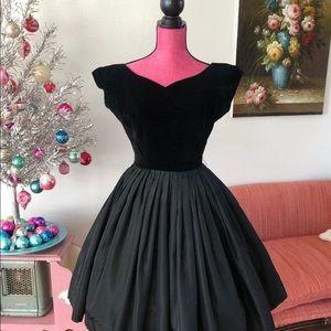 Vintage (1950s) Black Velvet dress